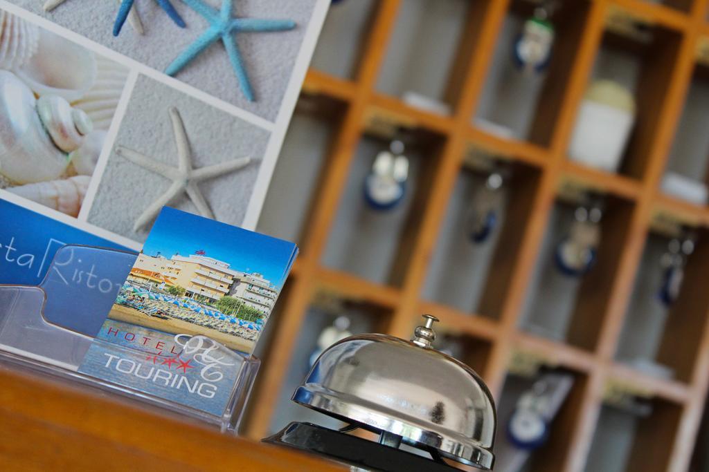 Hotel Touring Misano Adriatico Buitenkant foto